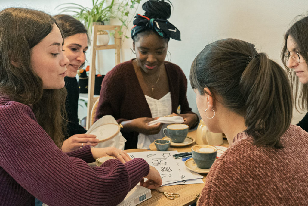 Atelier broderie - Gabrielle Brin